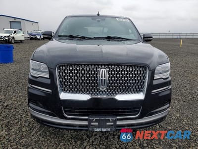Piąte zdjęcie samochodu w środku: 2022 LINCOLN NAVIGATOR L RESERVE VIN:5LMJJ3LT0NEL10080 - miniatura