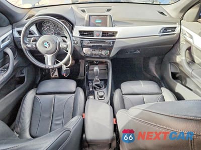 Zdjęcie 8 z 12 samochodu: 2018 BMW X1 XDRIVE28I VIN:WBXHT3C37J5F92959 - miniatura