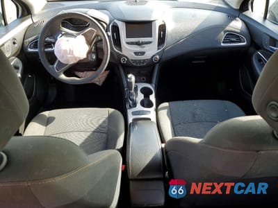 Zdjęcie 8 z 14 samochodu: 2018 CHEVROLET CRUZE LS VIN:1G1BC5SM3J7133561 - miniatura