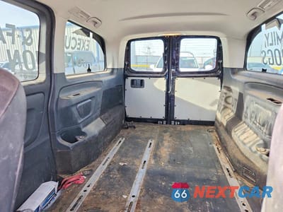 Zdjęcie 10 z 12 samochodu: 2018 MERCEDES-BENZ METRIS VIN:WD4PG2EE1J3396455 - miniatura
