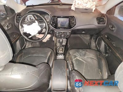 Zdjęcie 8 z 12 samochodu: 2020 JEEP COMPASS LIMITED VIN:3C4NJDCB9LT196454 - miniatura