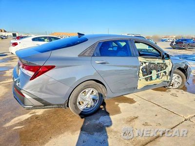 Trzecie zdjęcie samochodu z tyłu: 2026 HYUNDAI ELANTRA SE VIN:KMHLL4DG4TU148681 - miniatura