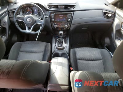 Zdjęcie 8 z 13 samochodu: 2018 NISSAN ROGUE SV VIN:KNMAT2MT9JP571152 - miniatura
