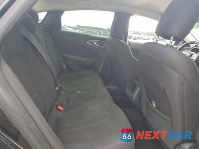 Zdjęcie 10 z 12 samochodu: 2016 CHRYSLER 200 LIMITED VIN:1C3CCCABXGN105720 - miniatura