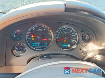 Zdjęcie 9 z 13 samochodu: 2009 GMC YUKON SLT VIN:1GKFC33099R103252 - miniatura