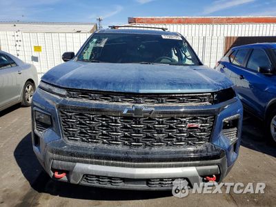 Piąte zdjęcie samochodu w środku: 2025 CHEVROLET TRAVERSE Z71 VIN:1GNEVJRS9SJ265098 - miniatura
