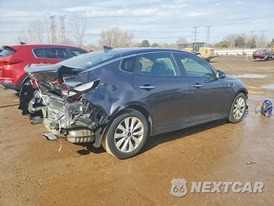 Trzecie zdjęcie samochodu z tyłu: 2018 KIA OPTIMA S VIN:5XXGT4L38JG206105 - miniatura