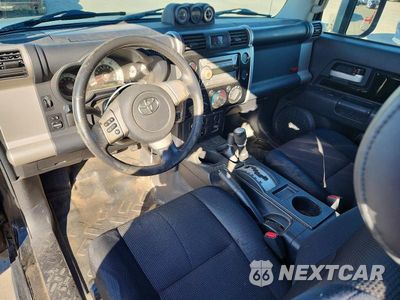 Zdjęcie 8 z 12 samochodu: 2007 TOYOTA FJ CRUISER VIN:JTEBU11F870064363 - miniatura