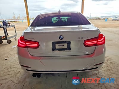Zdjęcie 6 z 11 samochodu: 2018 BMW 330 VIN:WBA8B9C53JEE82993 - miniatura