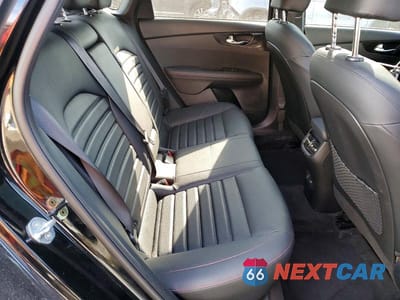 Zdjęcie 10 z 11 samochodu: 2023 KIA FORTE GT VIN:3KPF44AC2PE531927 - miniatura