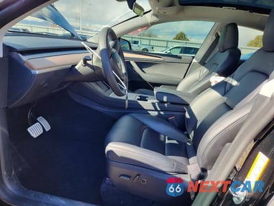 Zdjęcie 7 z 14 samochodu: 2025 TESLA MODEL Y VIN:7SAYGDEFXSF265227 - miniatura