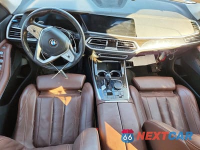 Zdjęcie 8 z 12 samochodu: 2021 BMW X7 XDRIVE40I VIN:5UXCW2C00M9E88095 - miniatura