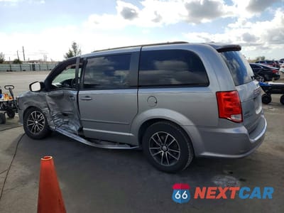 Drugie zdjęcie samochodu z przodu: 2017 DODGE GRAND CARAVAN GT VIN:2C4RDGEG1HR736926 - miniatura