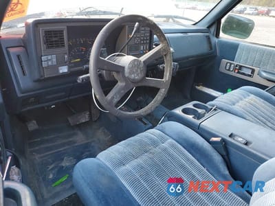 Zdjęcie 8 z 12 samochodu: 1994 GMC SIERRA K1500 VIN:2GTEK19K5R1574945 - miniatura