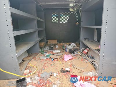 Zdjęcie 10 z 13 samochodu: 2022 GMC SAVANA 2500 CARGO UTILITY / SERVICE VAN VIN:1GTW7AF77N1241426 - miniatura