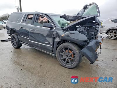 Czwarte zdjęcie samochodu z boku: 2016 GMC YUKON XL DENALI VIN:1GKS2HKJ2GR413684 - miniatura