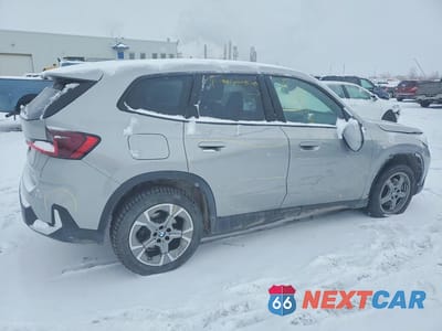 Trzecie zdjęcie samochodu z tyłu: 2023 BMW X1 XDRIVE28I VIN:WBX73EF05P5X86159 - miniatura