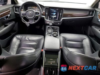 Zdjęcie 8 z 12 samochodu: 2018 VOLVO S90 T5 MOMENTUM VIN:LVY982AK8JP039027 - miniatura