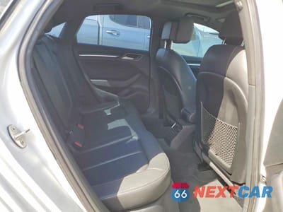 Zdjęcie 10 z 11 samochodu: 2018 AUDI A3 PREMIUM PLUS VIN:WAUGUGFF5J1035861 - miniatura