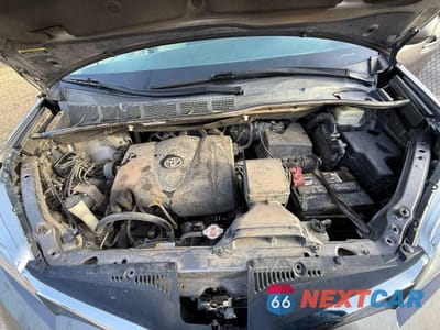 Zdjęcie 7 z 10 samochodu: 2018 TOYOTA SIENNA LE 8-PASSENGER VIN:5TDKZ3DC1JS925096 - miniatura