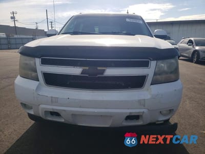 Piąte zdjęcie samochodu w środku: 2008 CHEVROLET AVALANCHE K1500 VIN:3GNFK12348G212884 - miniatura