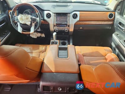 Zdjęcie 8 z 11 samochodu: 2015 TOYOTA TUNDRA CREWMAX 1794 VIN:5TFGY5F12FX173510 - miniatura