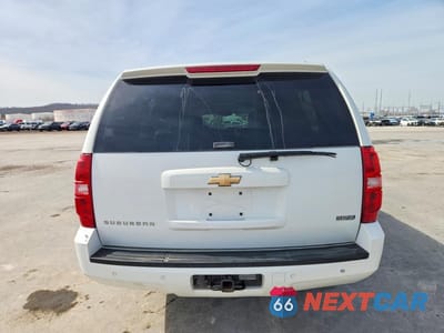 Zdjęcie 6 z 13 samochodu: 2007 CHEVROLET SUBURBAN K1500 VIN:1GNFK16387J188211 - miniatura