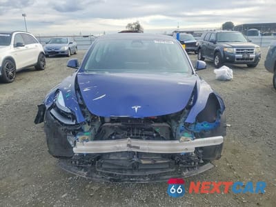 Piąte zdjęcie samochodu w środku: 2023 TESLA MODEL 3 VIN:5YJ3E1EA4PF648541 - miniatura