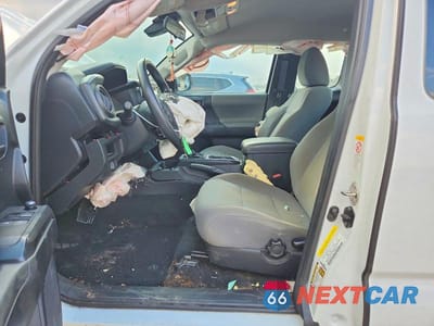 Zdjęcie 7 z 11 samochodu: 2018 TOYOTA TACOMA ACCESS CAB VIN:5TFRX5GN6JX122341 - miniatura