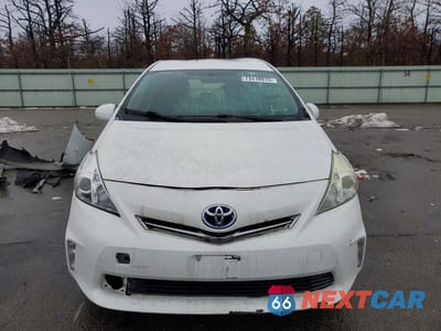 Piąte zdjęcie samochodu w środku: 2014 TOYOTA PRIUS VIN:JTDZN3EU8E3367109 - miniatura