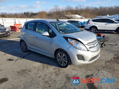 Czwarte zdjęcie samochodu z boku: 2015 CHEVROLET SPARK EV 2LT VIN:KL8CL6S04FC818724 - miniatura