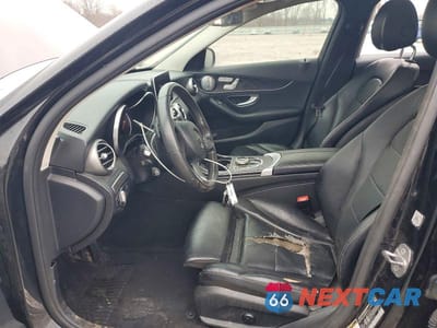 Zdjęcie 7 z 11 samochodu: 2017 MERCEDES-BENZ C 300 4MATIC VIN:55SWF4KB7HU200867 - miniatura