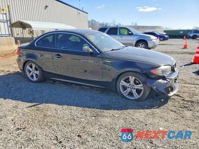 Czwarte zdjęcie samochodu z boku: 2013 BMW 128 I VIN:WBAUP9C56DVS95068 - miniatura