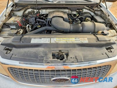 Zdjęcie 12 z 13 samochodu: 2000 FORD EXPEDITION XLT VIN:1FMRU1565YLA60022 - miniatura