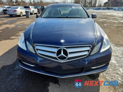 Piąte zdjęcie samochodu w środku: 2012 MERCEDES-BENZ E 350 VIN:WDDKJ5KB6CF162336 - miniatura
