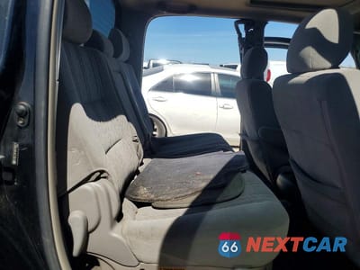 Zdjęcie 10 z 13 samochodu: 2006 TOYOTA TUNDRA DOUBLE CAB LIMITED VIN:5TBET38196S508431 - miniatura