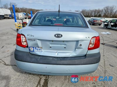 Zdjęcie 6 z 11 samochodu: 2006 KIA RIO BASE VIN:KNADE123X66162382 - miniatura