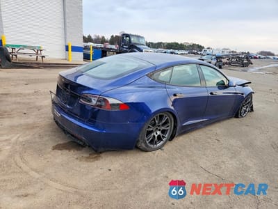 Trzecie zdjęcie samochodu z tyłu: 2021 TESLA MODEL S VIN:5YJSA1E54MF455876 - miniatura