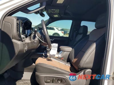 Zdjęcie 7 z 11 samochodu: 2024 CHEVROLET SILVERADO K1500 HIGH COUNTRY VIN:1GCUDJEL1RZ273049 - miniatura