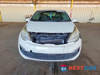 Piąte zdjęcie samochodu w środku: 2017 KIA RIO LX VIN:KNADM4A32H6040057 - miniatura