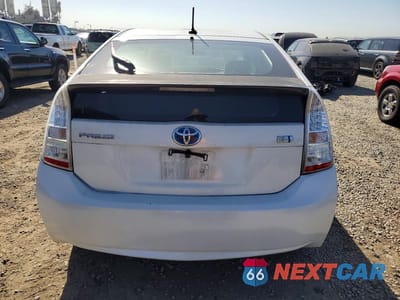 Zdjęcie 6 z 12 samochodu: 2011 TOYOTA PRIUS VIN:JTDKN3DUXB1390353 - miniatura