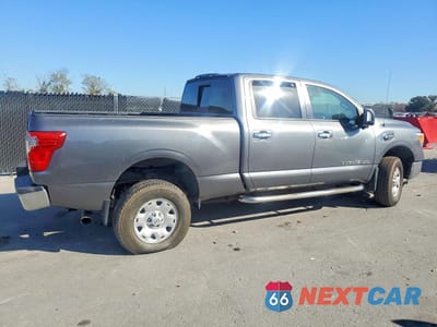 Trzecie zdjęcie samochodu z tyłu: 2017 NISSAN TITAN XD S VIN:1N6BA1F37HN573213 - miniatura