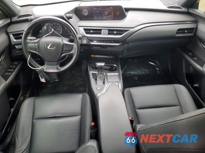 Zdjęcie 8 z 12 samochodu: 2020 LEXUS UX 200 BASE VIN:JTHX3JBH3L2029238 - miniatura