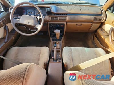 Zdjęcie 8 z 12 samochodu: 1991 TOYOTA CAMRY DELUXE VIN:4T1VV21E1MU062904 - miniatura