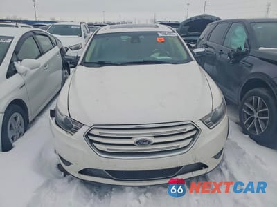 Piąte zdjęcie samochodu w środku: 2019 FORD TAURUS LIMITED VIN:1FAHP2J85KG119502 - miniatura