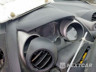 Zdjęcie 9 z 12 samochodu: 2013 HONDA FIT VIN:JHMGE8H35DC069265 - miniatura