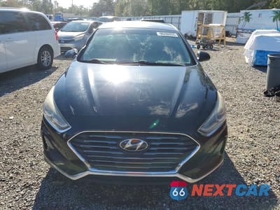 Piąte zdjęcie samochodu w środku: 2019 HYUNDAI SONATA SE VIN:5NPE24AFXKH761912 - miniatura