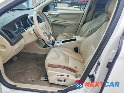 Zdjęcie 7 z 12 samochodu: 2012 VOLVO XC60 3.2 VIN:YV4952DL1C2305571 - miniatura