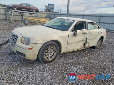 2010 CHRYSLER 300 TOURING 2C3CA4CD6AH330601 - główne zdjęcie licytacji z USA - miniatura