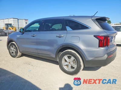 Drugie zdjęcie samochodu z przodu: 2021 KIA SORENTO LX VIN:5XYRGDLC0MG018899 - miniatura